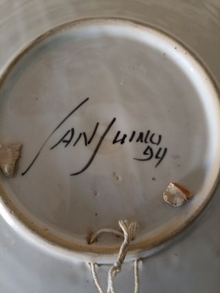 Antiguo plato de cerámica