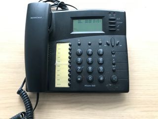 Teléfono ¨de cable¨ con pantalla digital