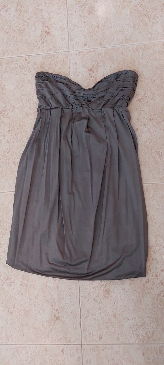 Vestido corto gris