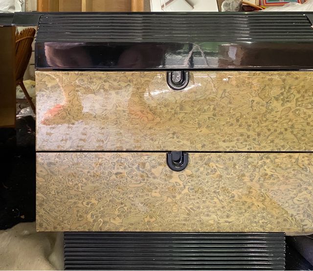 mobili di vario genere