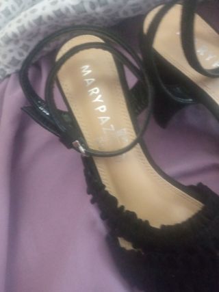 Sandalias negras