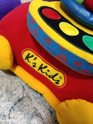 Coche de tela didactico