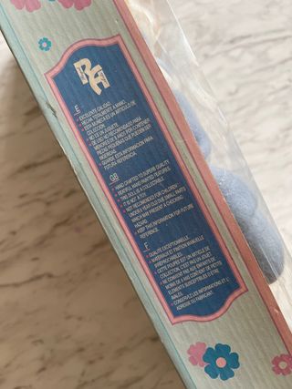 Muñeca Porcelana Regal Arts Invierno