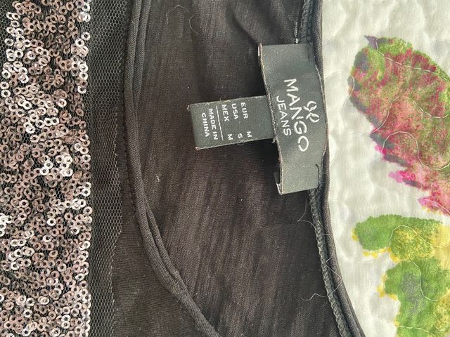 Top lentejuelas Mango negro