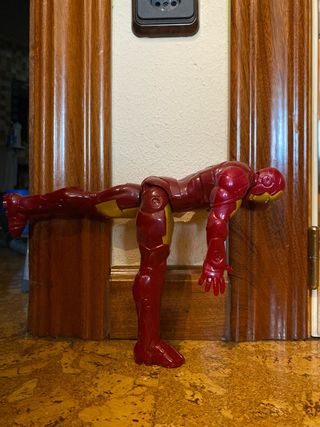 muñeco de iron man