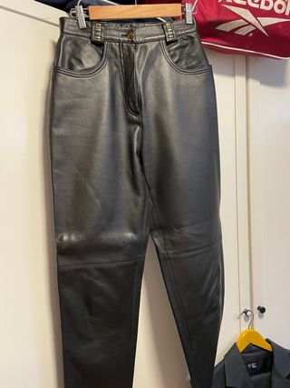 pantalon de cuero