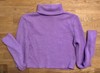 Jersey cuello alto lila