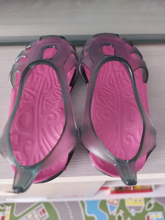 Cangrejeras talla 25