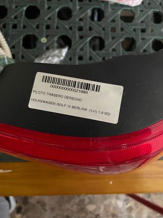 Piloto trasero Volkswagen Golf IV Berlina (1J1) 1.9 SDI