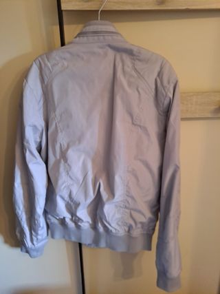 Chaqueta plateada de Chisnbal Hacker