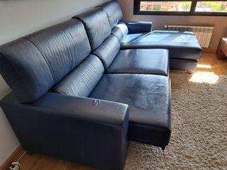 Sofá chaise longue azul de piel cuero