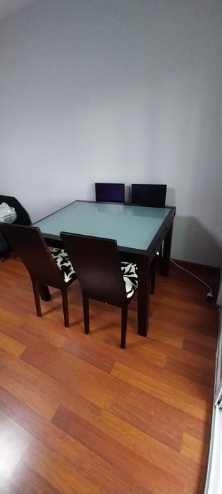 Mesa salon