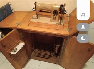 Maquina de coser SINGER