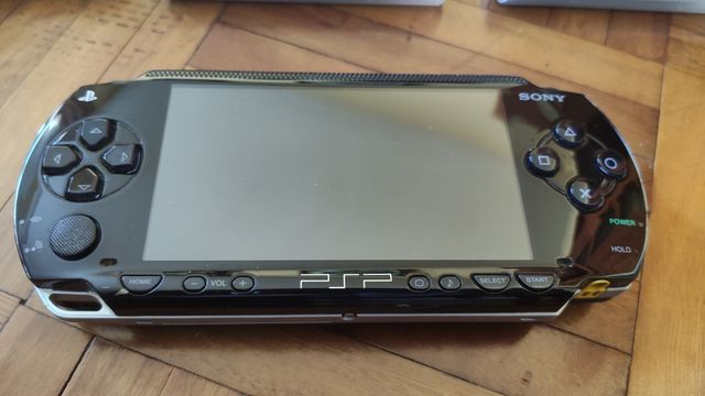 PSP + juegos