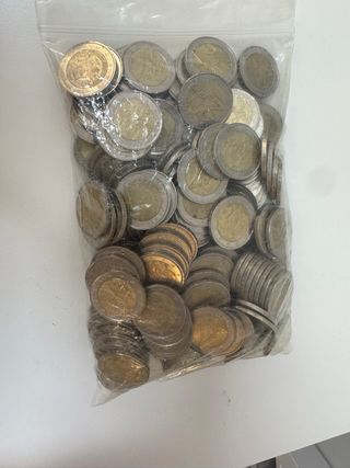 Se cambian monedas 2€ conmemorativas