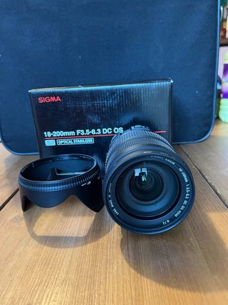 objetivo Sigma 18-200 DC-OS Nikon