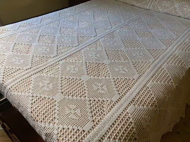 colcha ganchillo blanca matrimonio