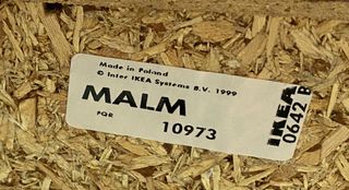 MUEBLE BAJO IKEA  MALM DE MADERA  MESITA DE NOCHE