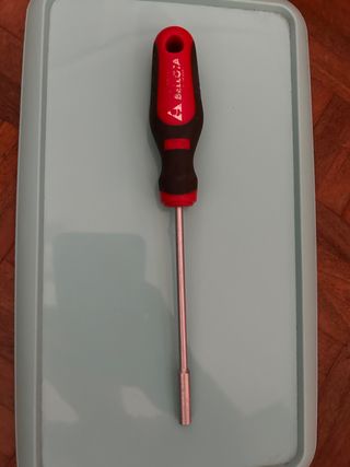 Destornilldor de Tubo