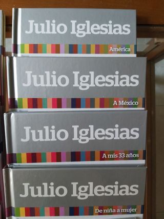 Julio Iglesias CD con Libro Su Mejor Colección