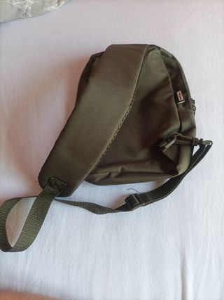 Mochila bandolera safta