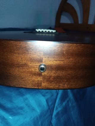 Guitarra electro acústica