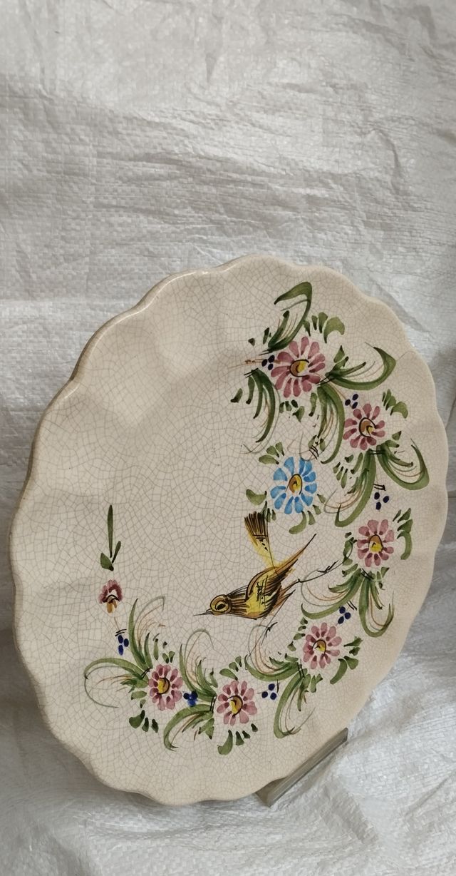 Plato de cerámica decorado