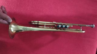 Trompeta marca Amati Kraslice ATR 202