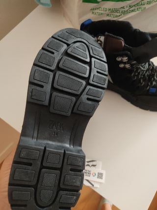 Botas Zara montaña T34 niño/a nuevas,sin estrenar.