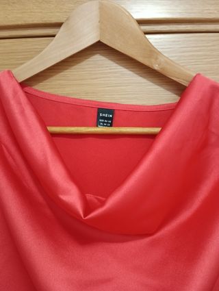 Blusa escote drapeado