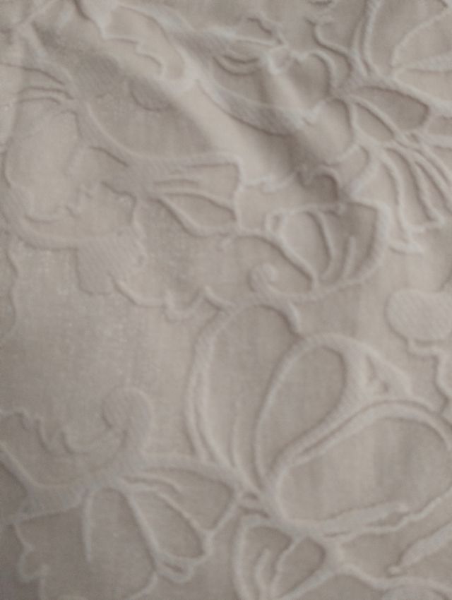 Falda entallada rosa palo  flores