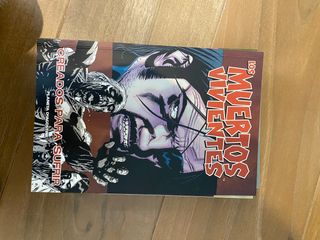Comics the walking dead/ los muertos vivientes