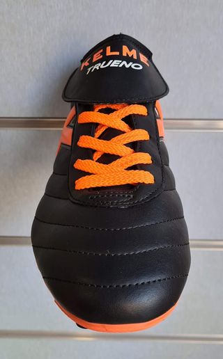 A estrenar, la legendaria Kelme Trueno