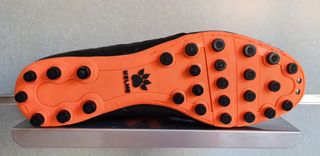 A estrenar, la legendaria Kelme Trueno