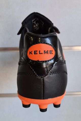 A estrenar, la legendaria Kelme Trueno