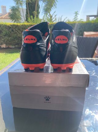 A estrenar, la legendaria Kelme Trueno