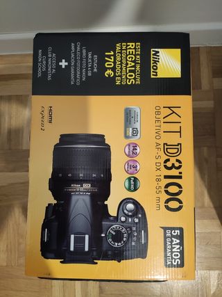 Nikon D3100 + 2 objetivos y complementos