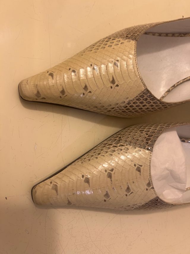 sandalo tacco 5 cm. numero 36.5 NUOVE