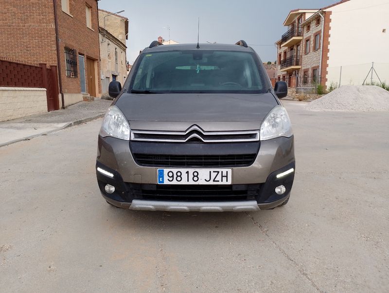 Citroen Berlingo - foto 1