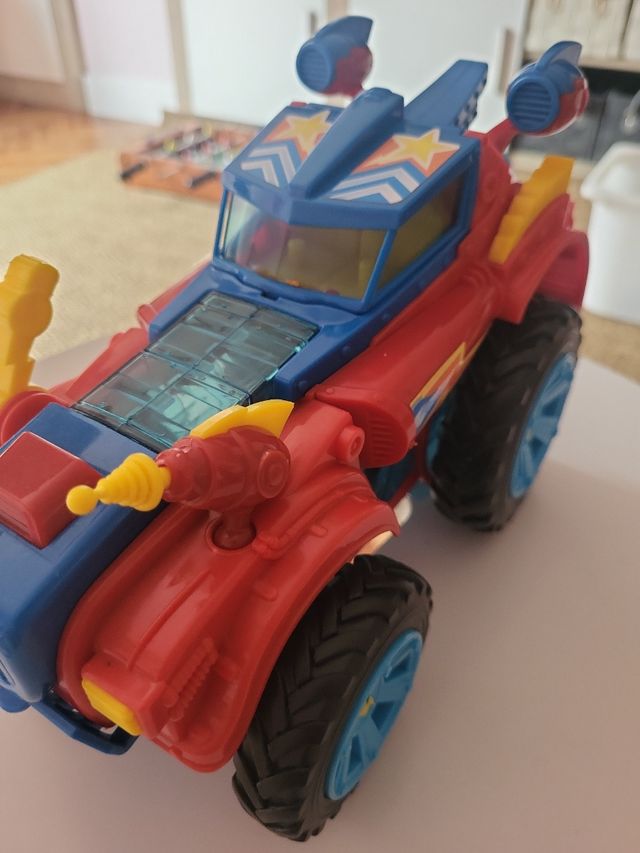 Coche recoge superzings Monster Roller