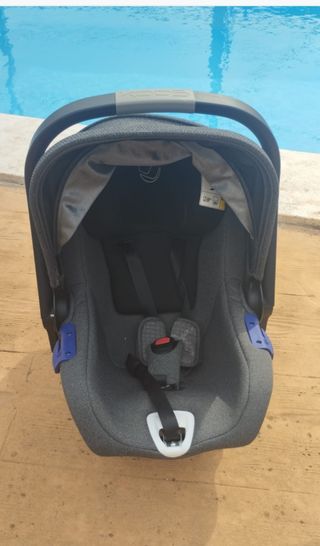 Coche de bebe jané muum.