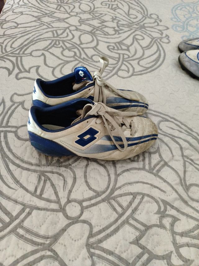 Sapatos de fútbol