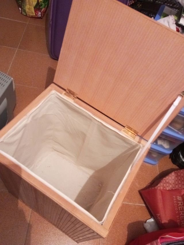 Caja de ordenación y almacenamiento