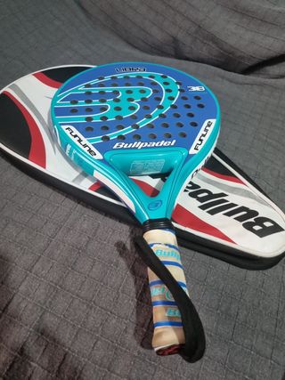 Raqueta papel Bullpadel