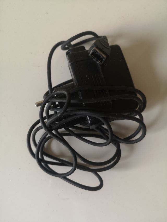 Cargador  de game boy 