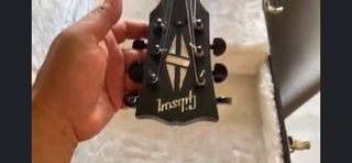 Guitarra Gibson USA N-225 edición limitada