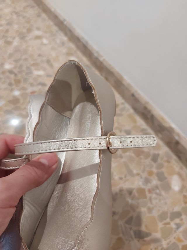 Zapatos fiesta color plata vieja niña t34