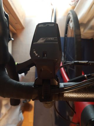 Rodillo elite qubo magnet smart b+.Rueda/cubierta.