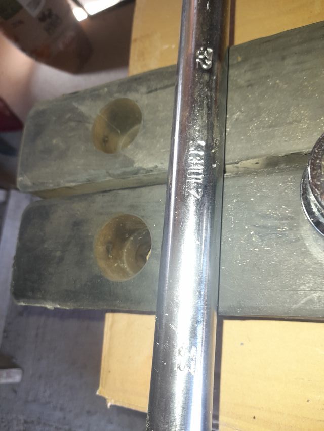 Llave de ruedas de camion