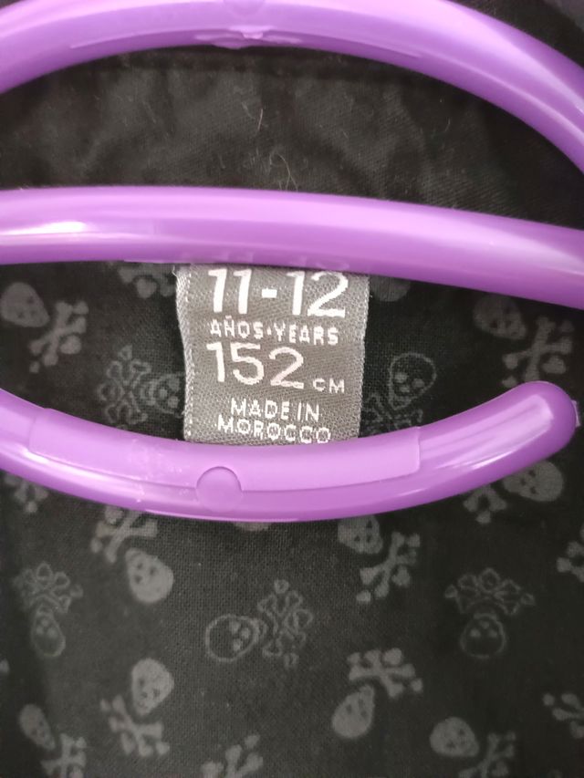 Vestido negro con cinturón, Zara